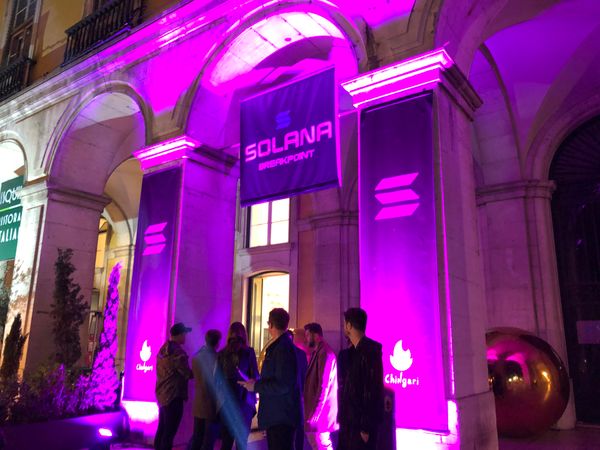 👨‍💻 Hackers Steal $320 Million From Solana, Ethereum Bridge Wormhole